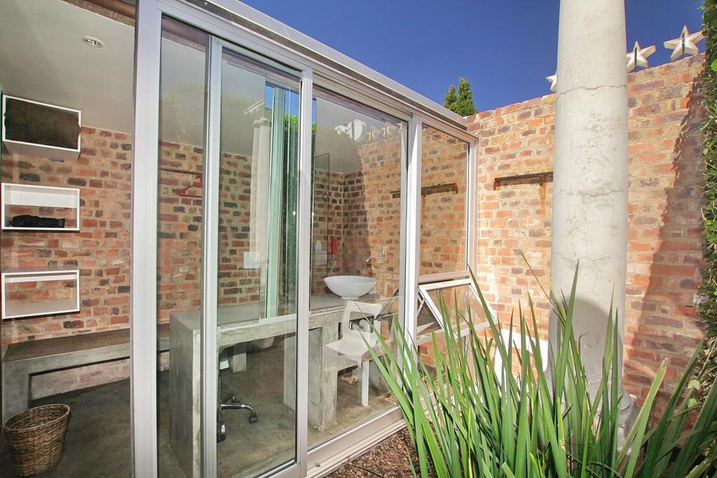 King or Twin Room - Court Yard,324366319:JPEG