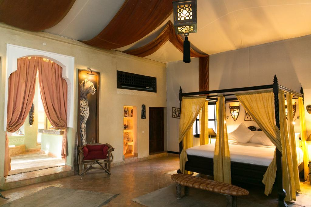 Superior Lodge