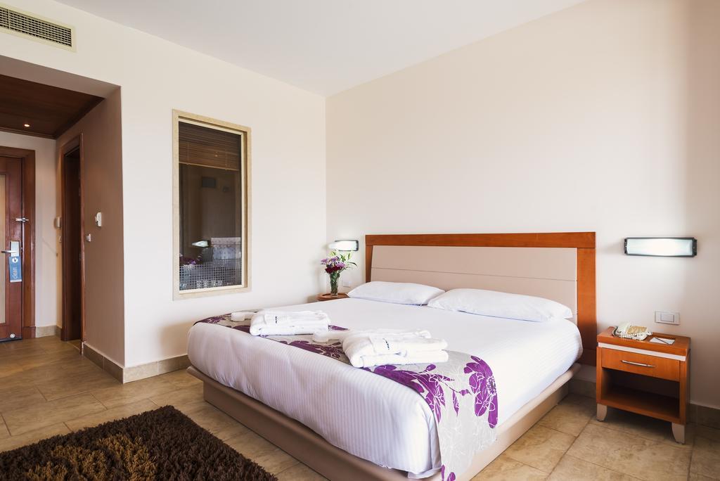 Chambre Supérieure - Vue sur Jardin