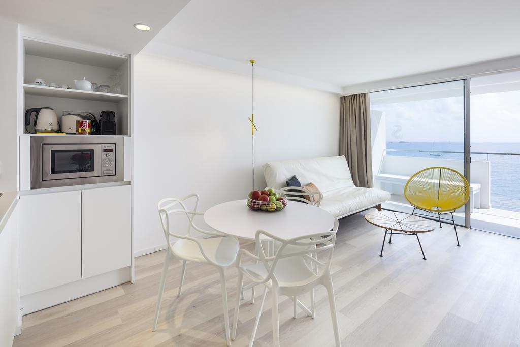 Studio Apartment with Sea View Higher Floors,434970762:JPEG