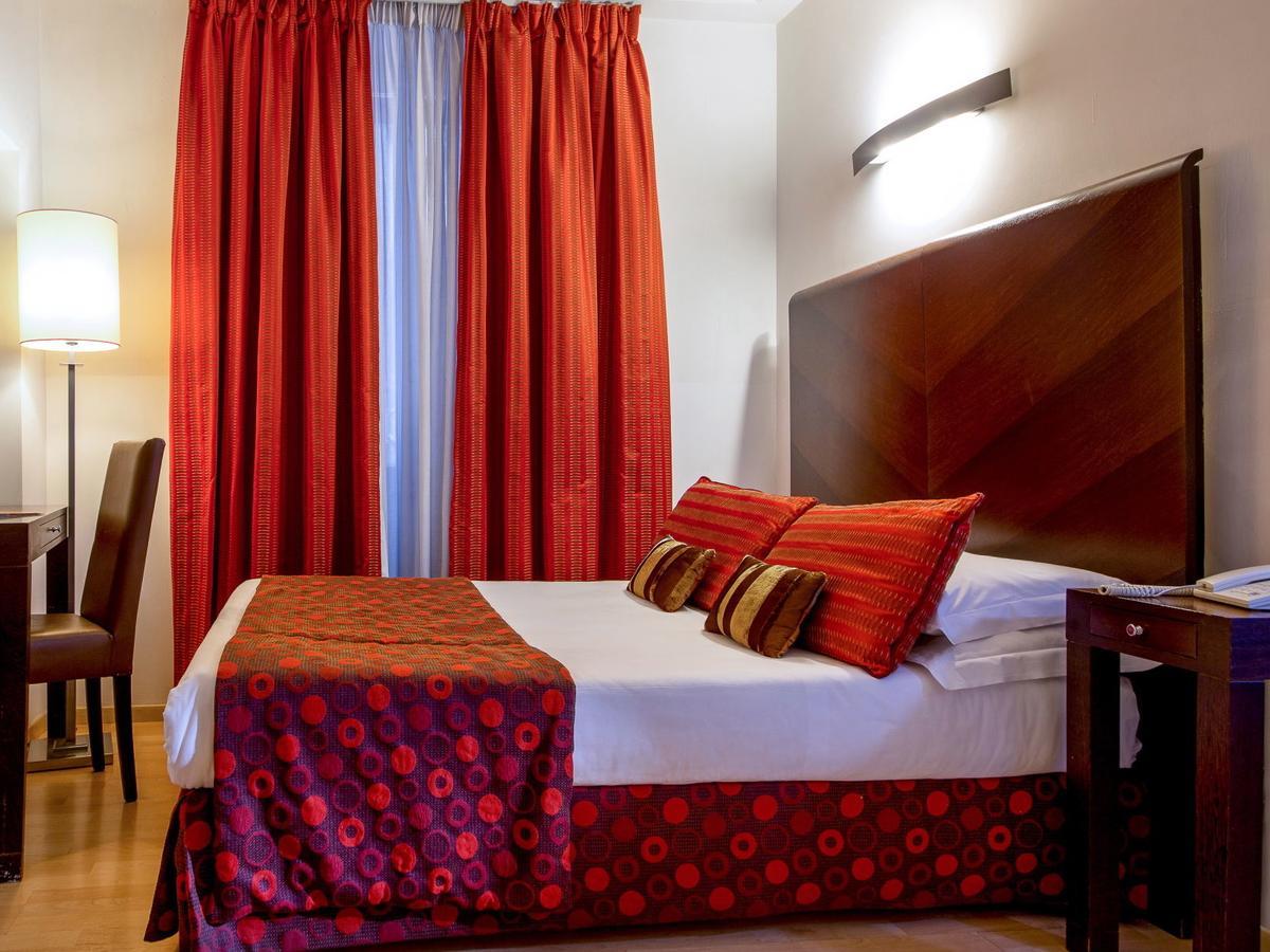 Superior Double or Twin Room,1178557705:JPEG