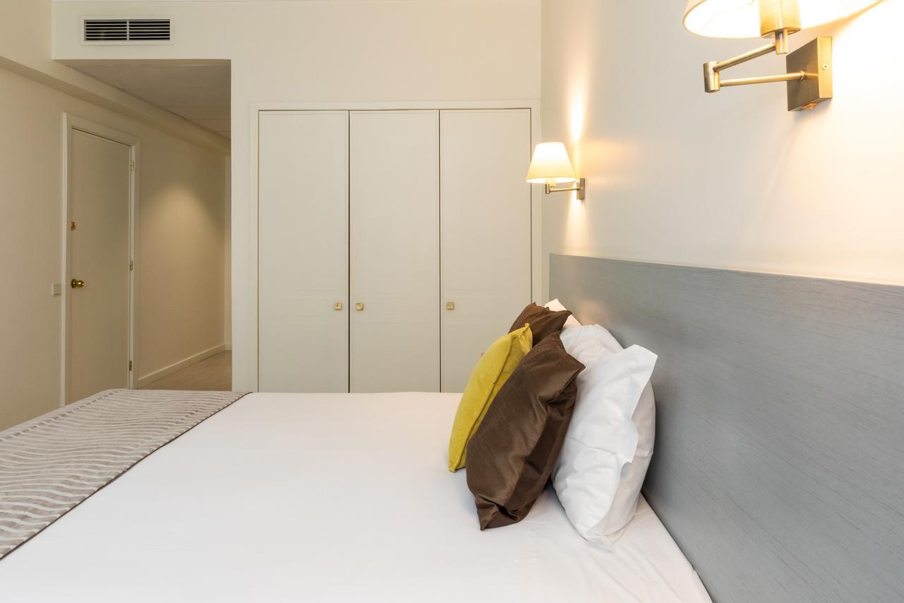 Chambre Familiale (2 Chambres Communicantes)