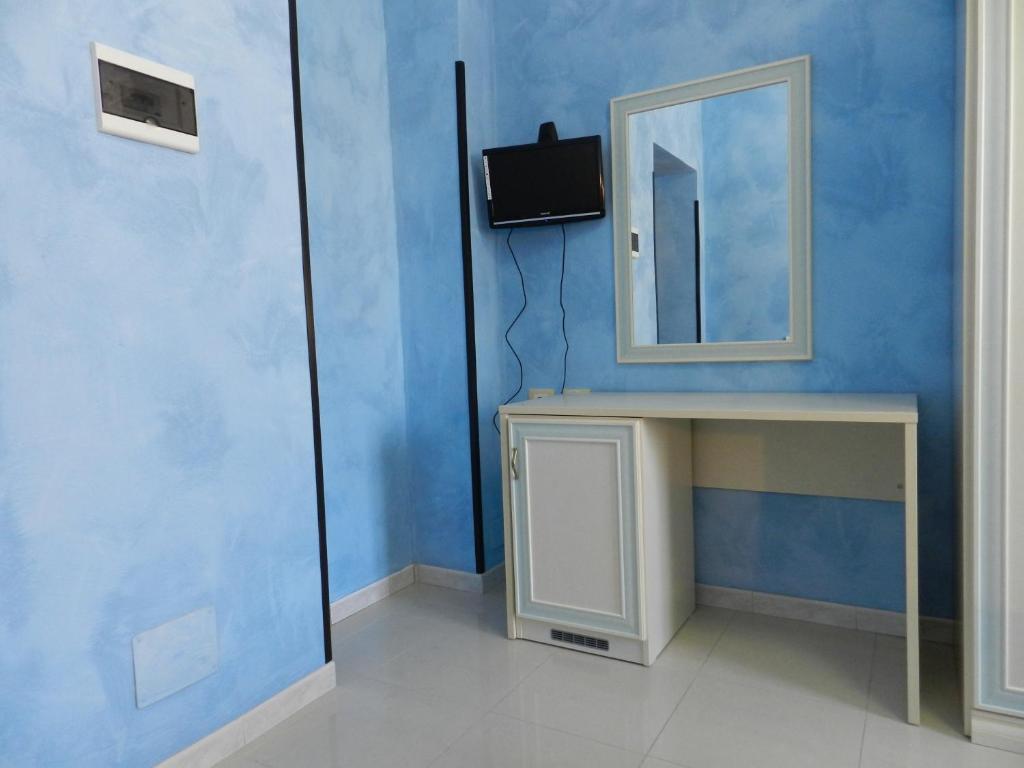 Single Room,65052502:JPEG