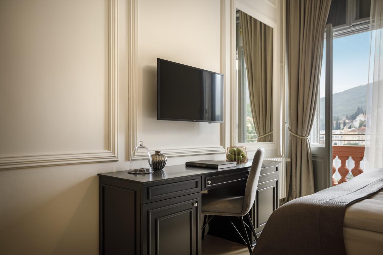 Suite Camelia