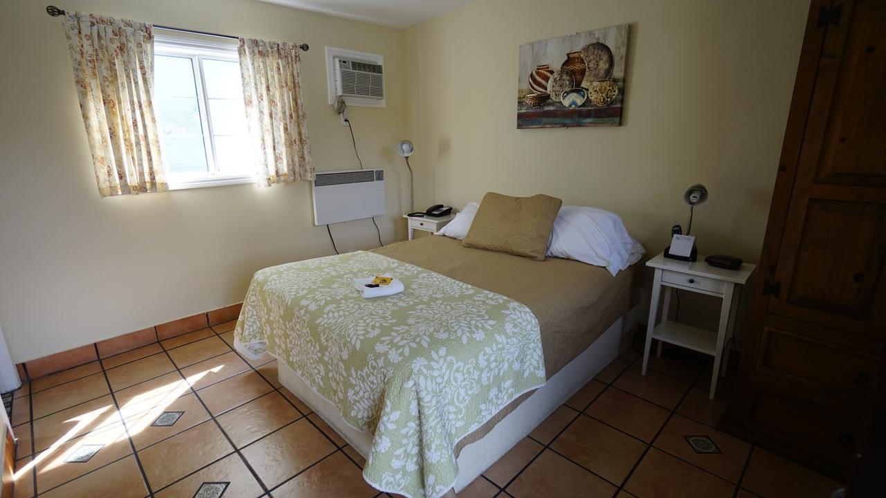 Queen Room,662417574:JPEG