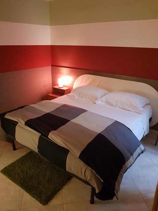 Camera Singola con Bagno in Comune