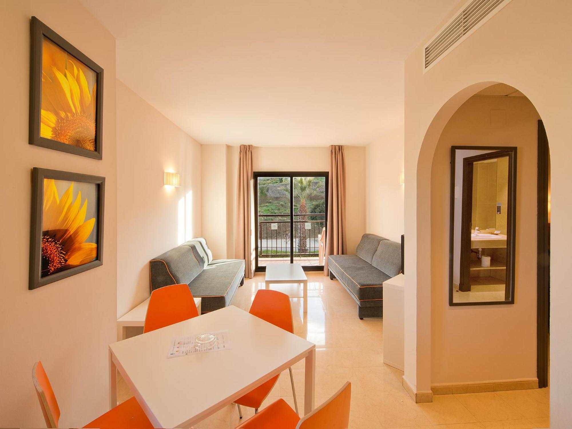 Apartment mit 1 Schlafzimmer und Poolblick (3 - 4 Erwachsene)