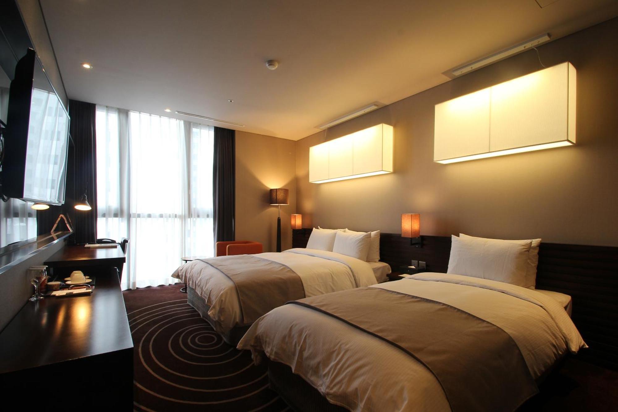 Deluxe Family Twin One Room Half Ocean View,148564918:JPEG