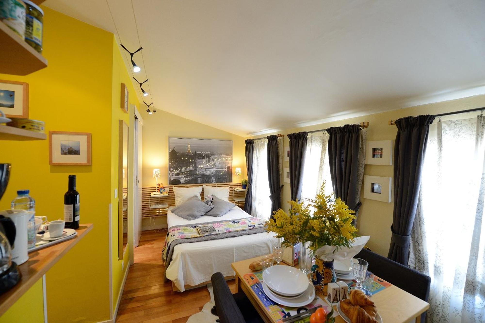 Studio Apartment A5DF Moonshine