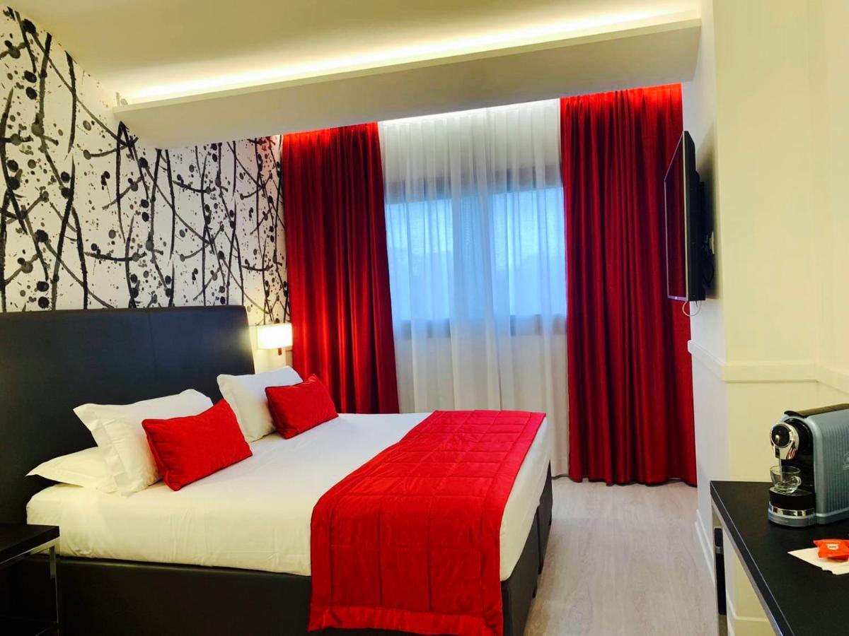 Deluxe Double or Twin Room,1707851777:JPEG