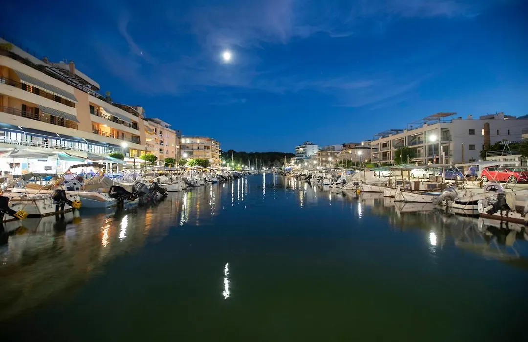 Es Nautico Suites-1