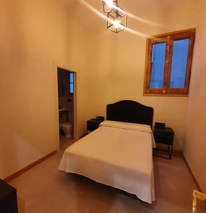 Hostal Lausanne-1