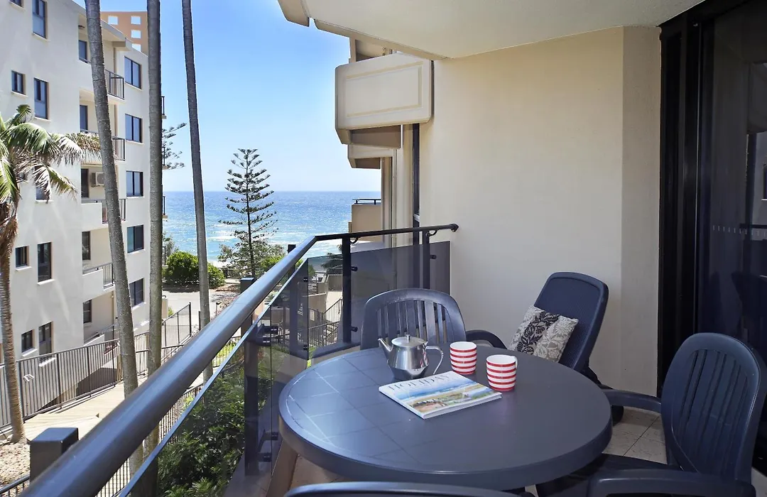 Clubb Coolum Beach Resort Sunshine Coast-1