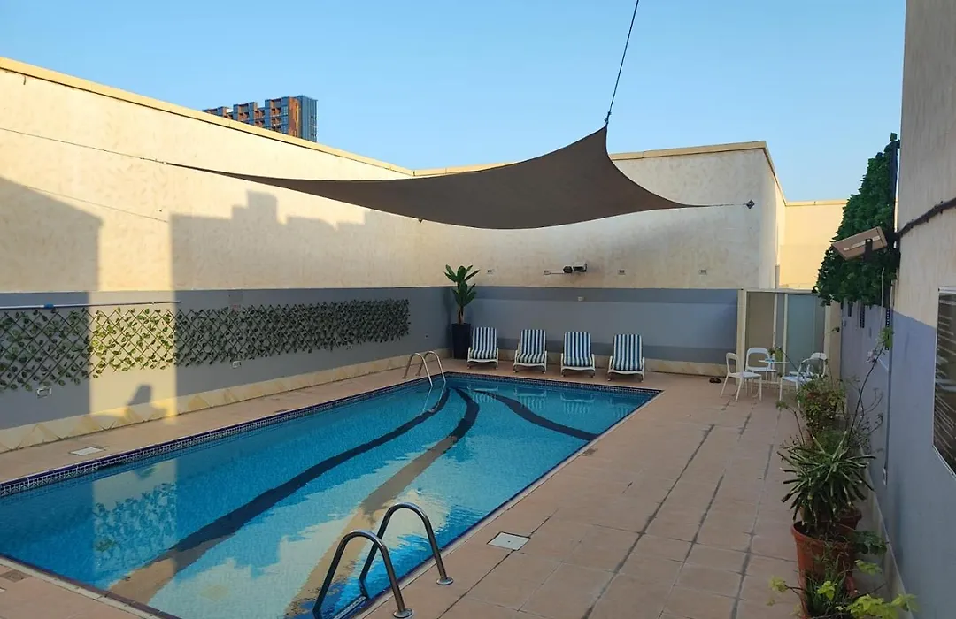 Al Raya Hotel Apartments-1