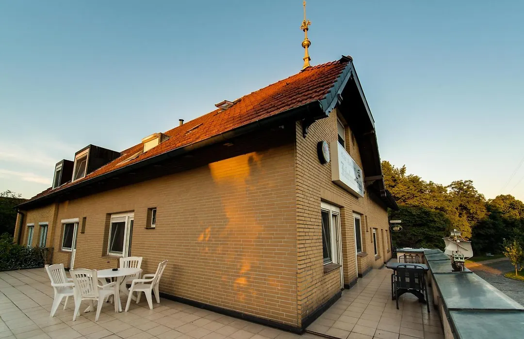 Hotel Fährhaus Ziehl-1