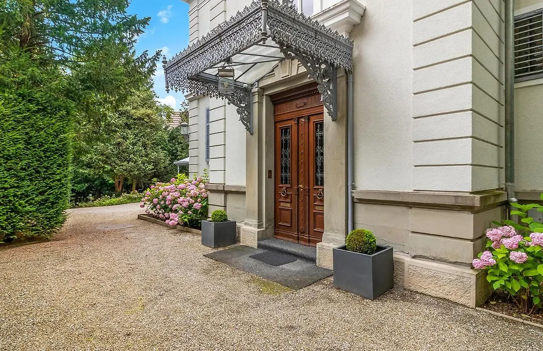 Private Villa in Central Zurich-1
