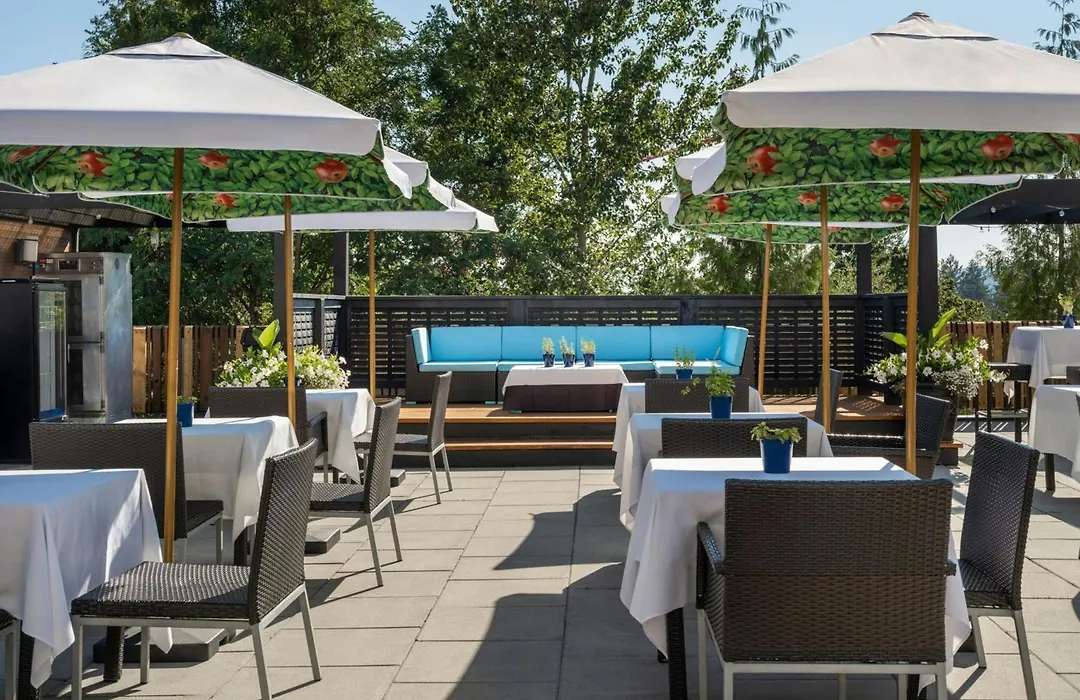 Four Points By Sheraton Victoria Gateway-1