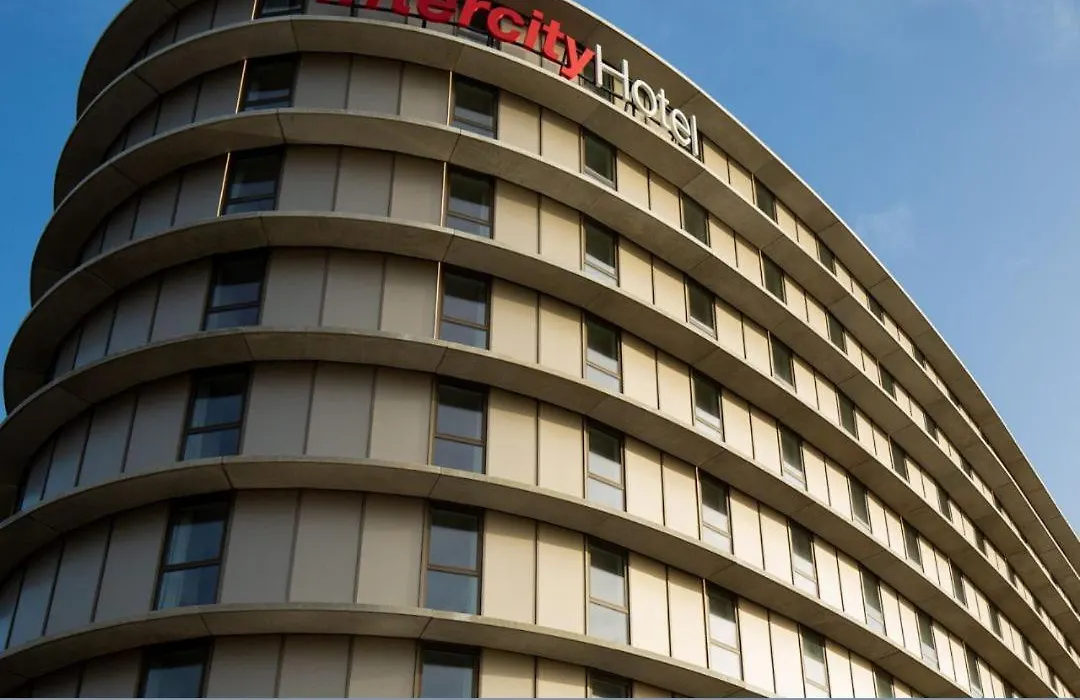Intercityhotel Amsterdam Schiphol Airport-1
