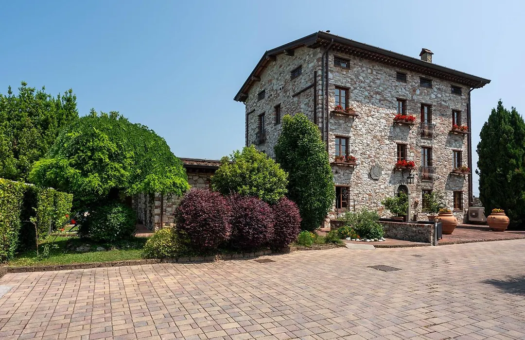 Villa Corte Degli Dei-1