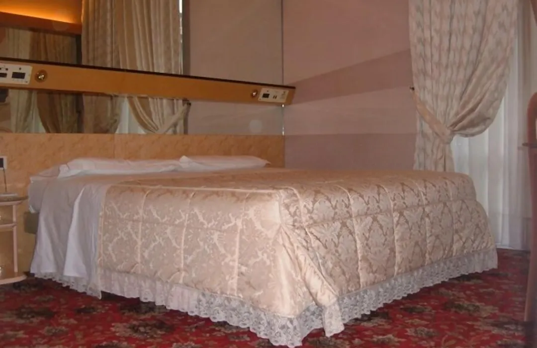 Hotel Roma-1