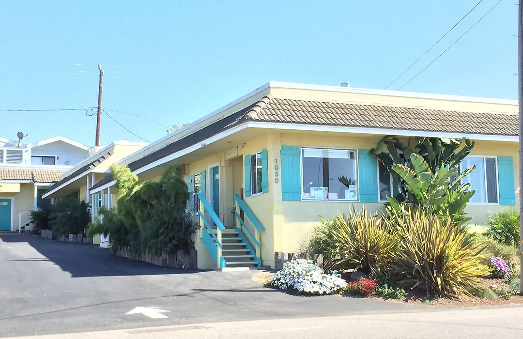 Beach Bungalow Inn And Suites-1