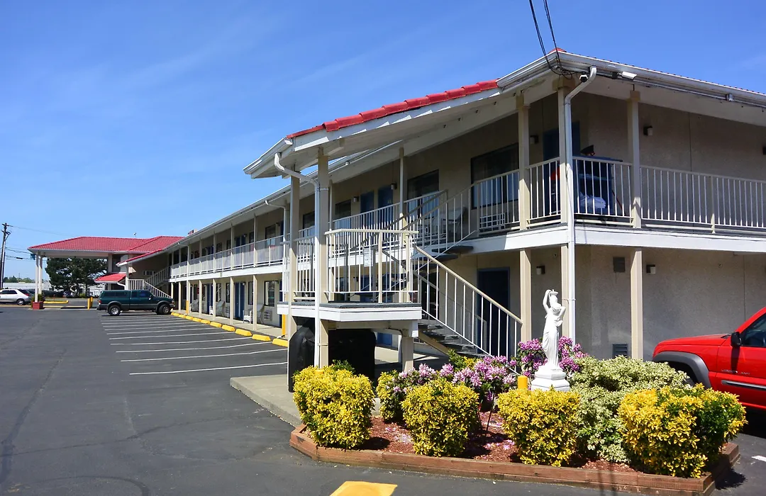 Days Inn By Wyndham Lakewood South Tacoma-1