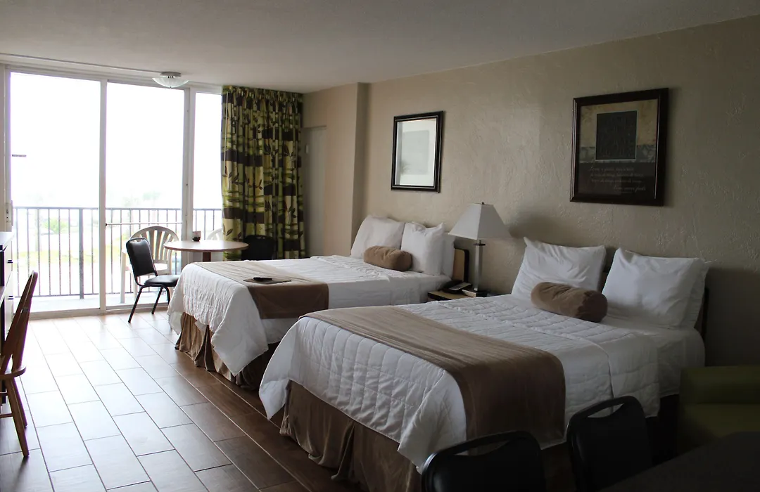 Cove Motel Oceanfront-1
