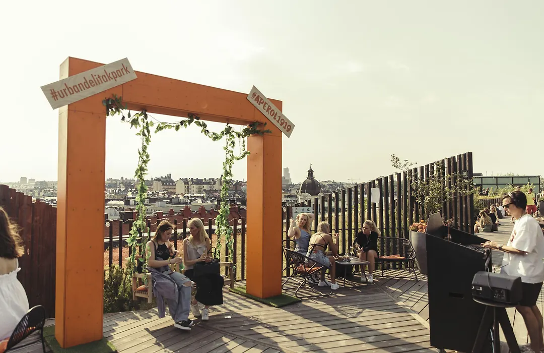 Hotel With Urban Deli-1