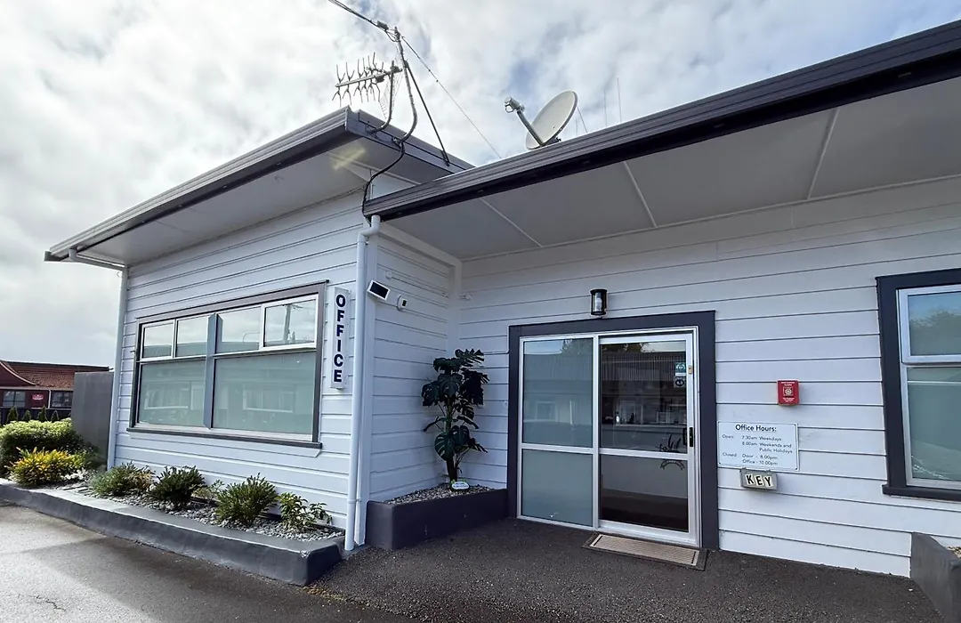 Central Court Motel-1