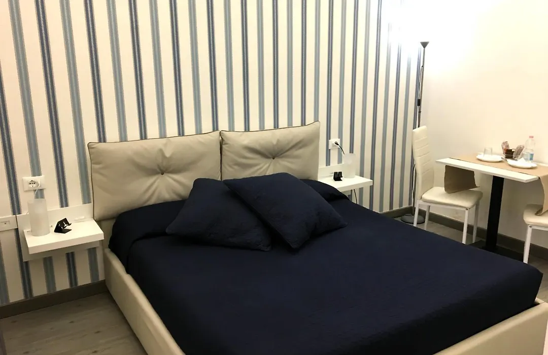 Deluxe B&B Centrocitta-1