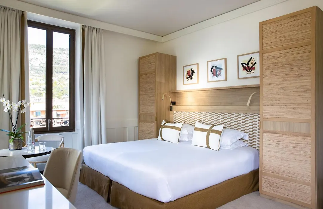 Hotel Royal-Riviera-1