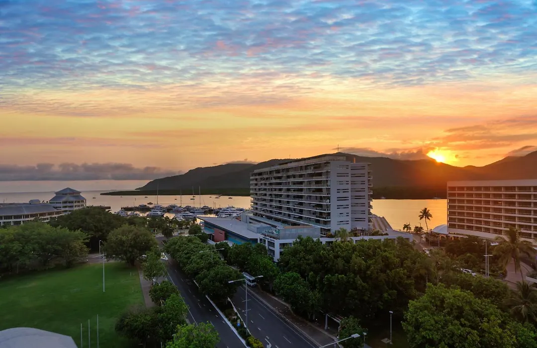 Pacific Hotel Cairns-1
