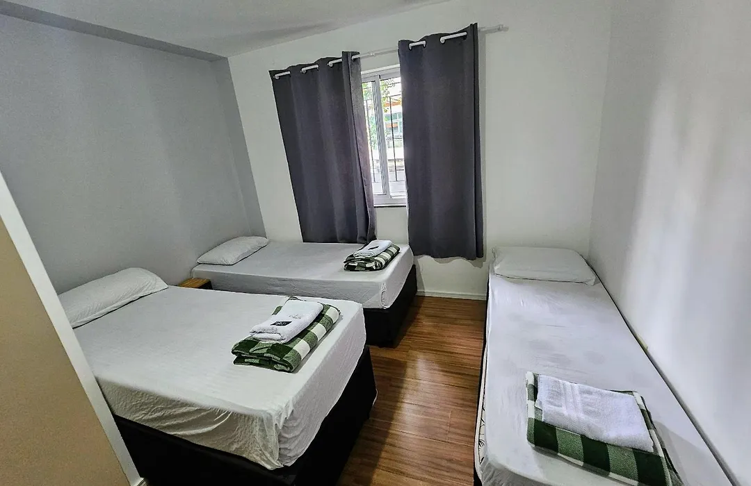 Pousada e Hostel Santiago Morumbi-1