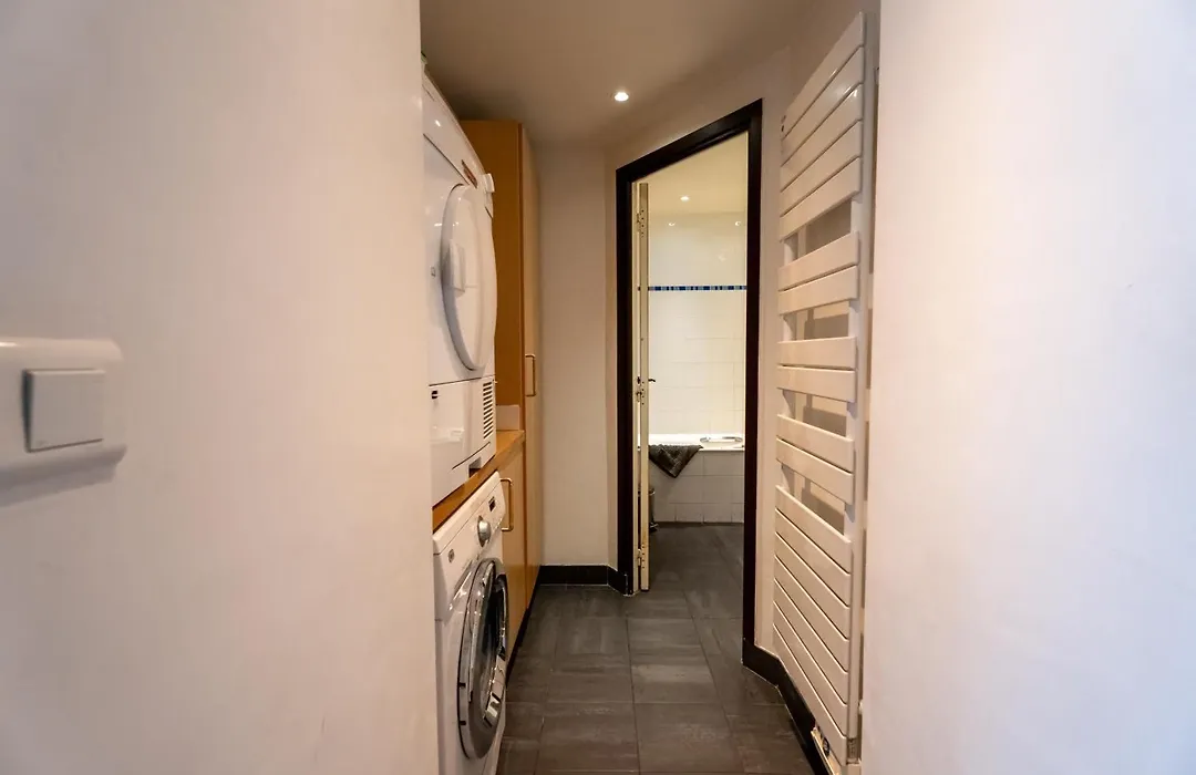 Short Stay Paris Apartments-1