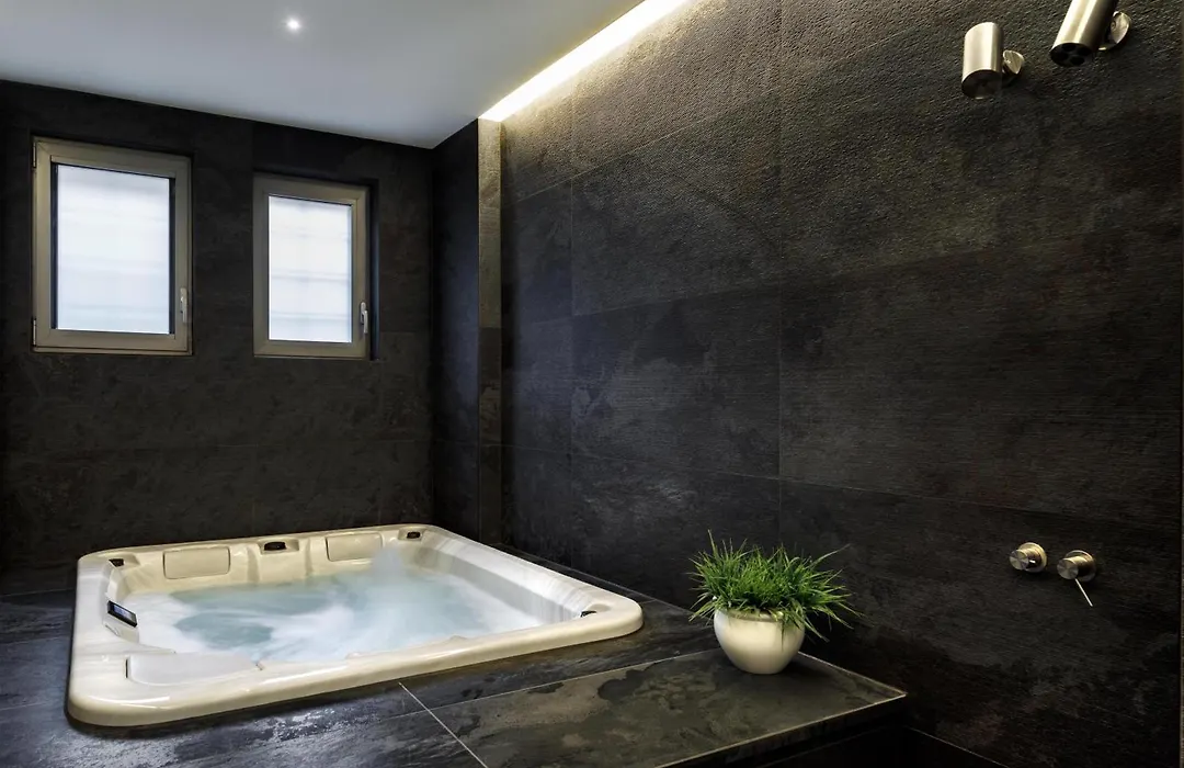 Best Western Plus Royal Superga Hotel-1