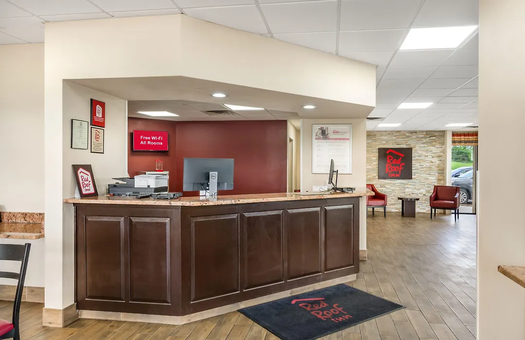 Red Roof Inn Staunton-1
