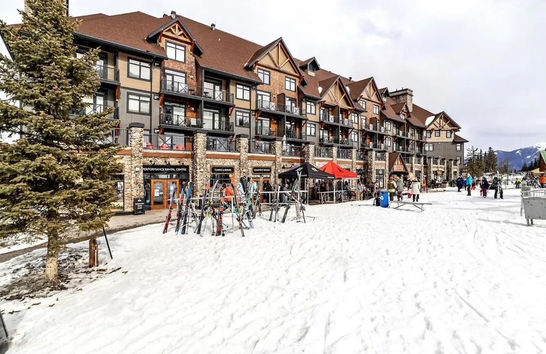 Glacier & Mountaineer Lodge-1