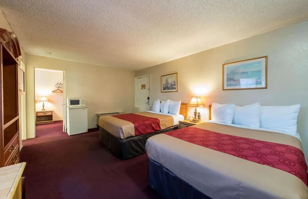 Econo Lodge Anaheim North-1
