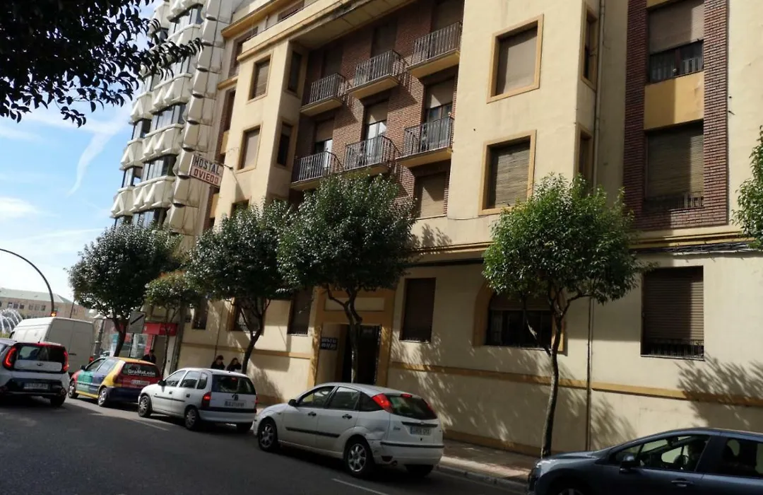 Hostal Oviedo-1
