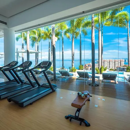 Pier 57 - 510 Luxury Rooftop 2 Bedroom Condo In Romantic Zone-2