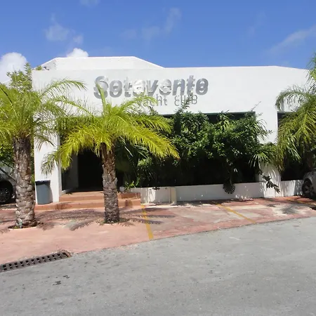 Sotavento Hotel & Yacht Club-3