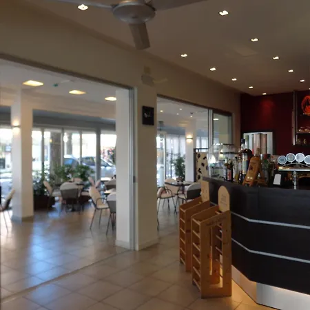 Hotel Emperador-2