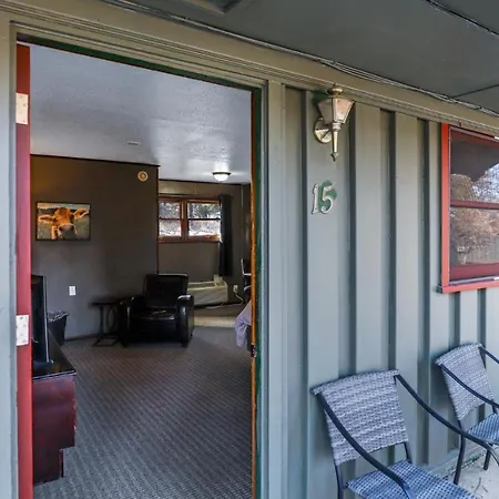 Cedar Village Motel & Rv-2