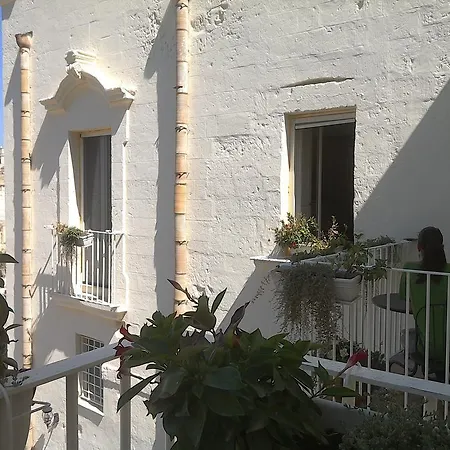 Alla dimora di Chiara Suite&Rooms-3