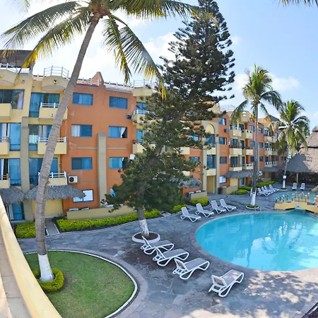Hotel Marina Puerto Dorado-2