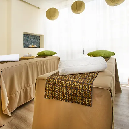 Hotel 100 Luxury Suites By Preferred-2