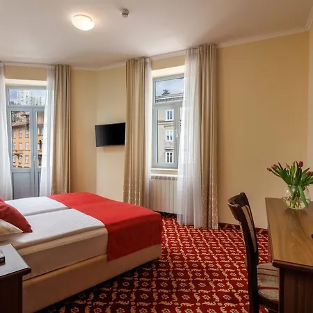 Hotel Continental-2