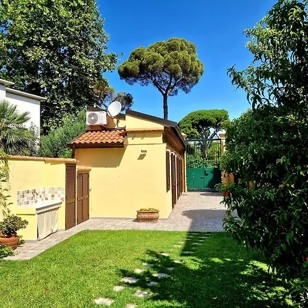 Serra Di Mare Casa Con Giardino-3