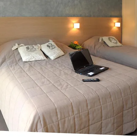 The Originals City, Hôtel de France, Bessines-sur-Gartempe (Inter-Hotel)-3
