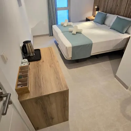 Hostal Rambla 24 By Holihome-2